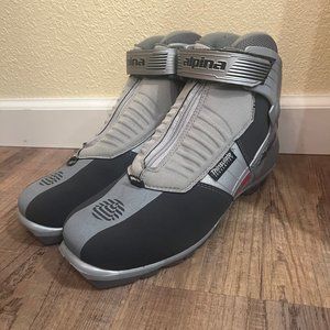 Alpina TR 40 Cross Country Touring Ski Boots Size 40 NNN Thinsulate
